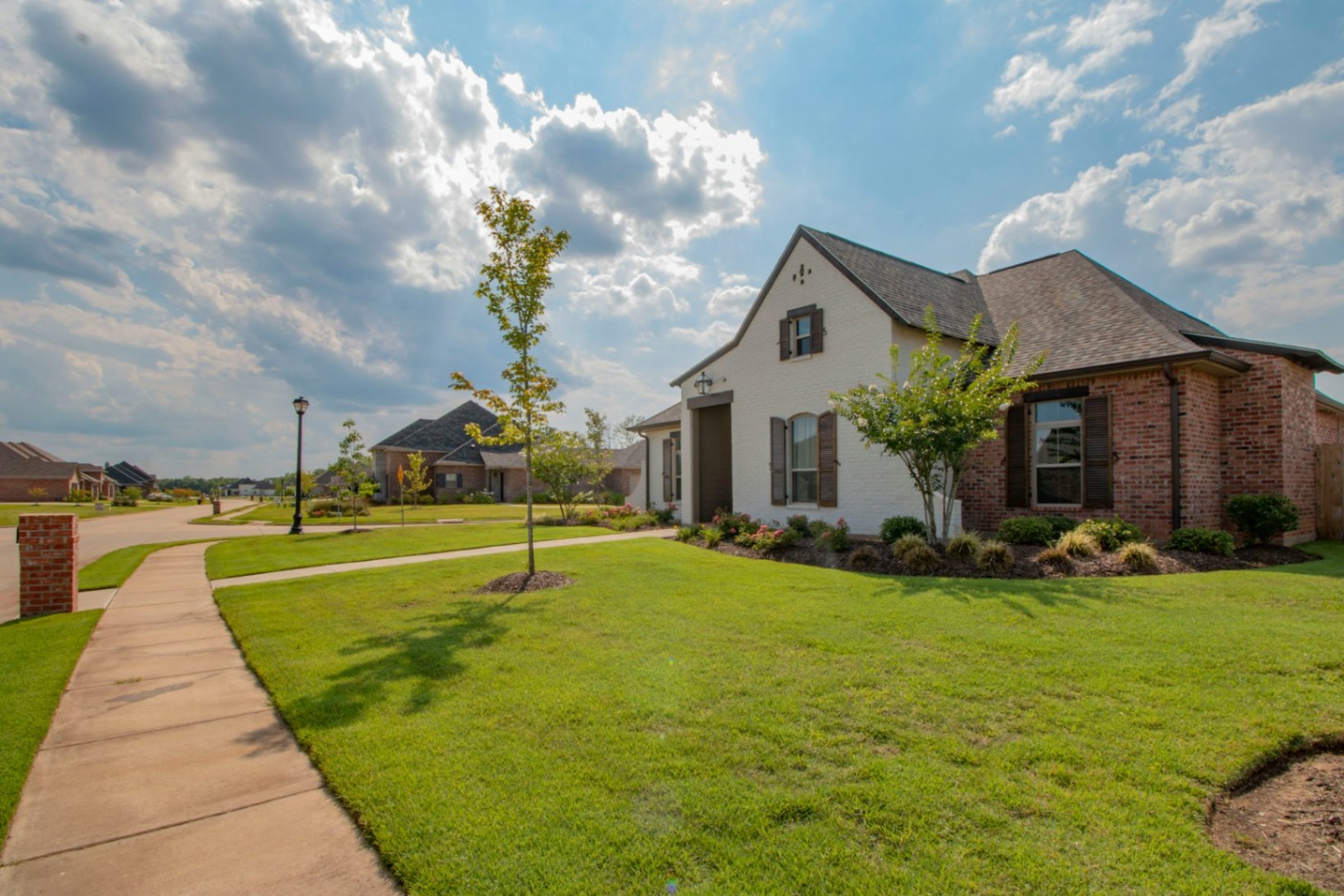Sustainable and Green Building Practices in Real Estate